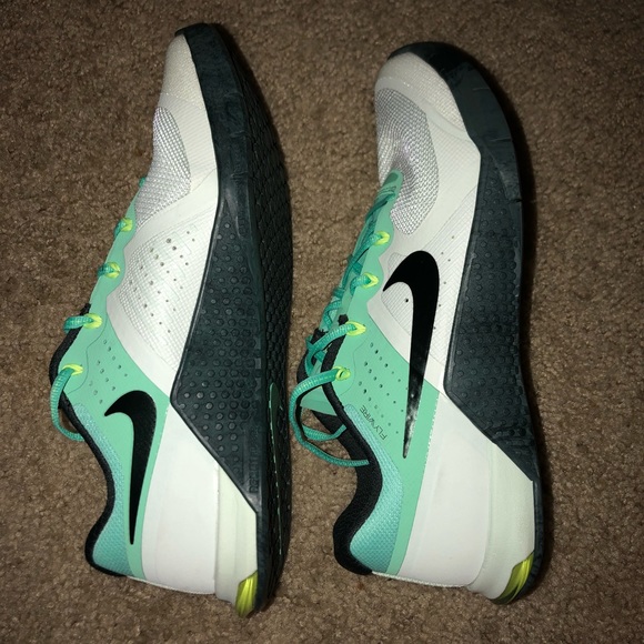 Nike Training Tennis Shoes - Picture 3 of 3